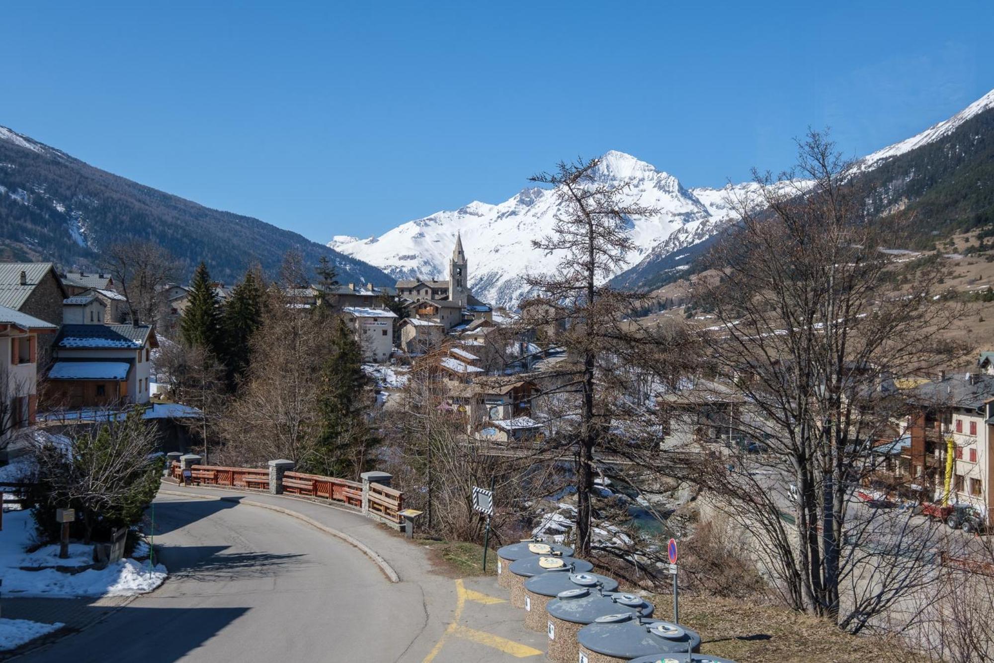 Residence Les Balcons De Val Cenis Village Lanslevillard Exterior foto